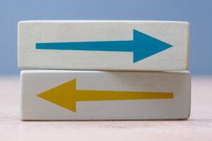 arrows facing opposite directions